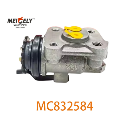 আসল MC832584 ব্রেক হুইল সিলিন্ডার MC832588 MITSUBISHI FUSO এর জন্য উপযুক্ত