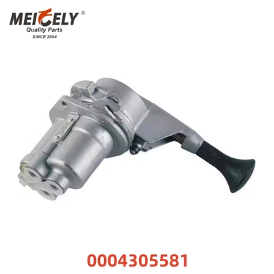 থ্রি-ওয়ে হ্যান্ড ব্রেক ভালভ 0004305581 0004308581 DAF / মার্সিডিজ-বেঞ্জ এর জন্য